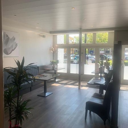 Hotel Flevo Zeewolde Bagian luar foto