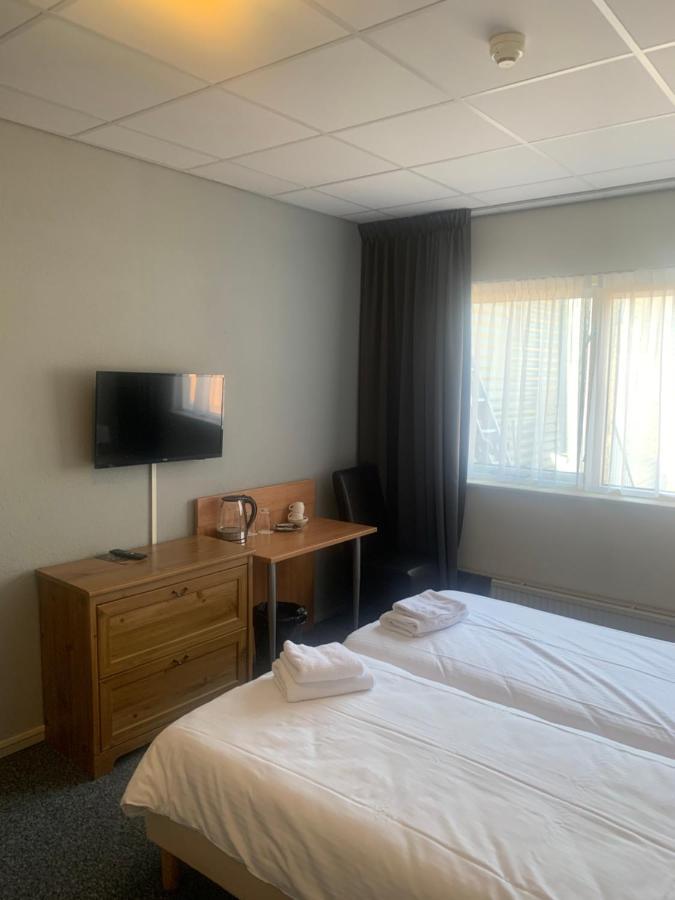 Hotel Flevo Zeewolde Bagian luar foto